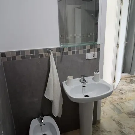 Casa Sevilla *